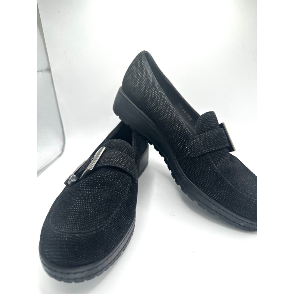 Stuart Weitzman Black micro beaded buckle loafers hSize 6.5 - Picture 2 of 11